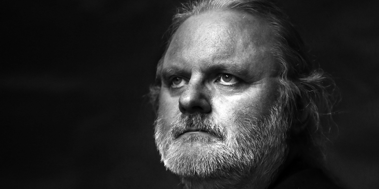 Oslo, norway 20161012. portrait of author jon fosse. the picture is taken in the state honorary housing for deserving artists, "grotten", in oslo. photo: ole berg rusten / ntb scanpix